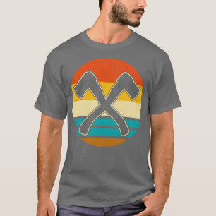 T-shirt Funny Retro Vintage Style Axe Thrower Throwing Ax