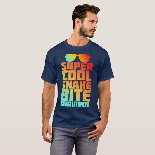 T-shirt Funny Snake Bite Survivor Recovery Get Well Joke (Devant entier)