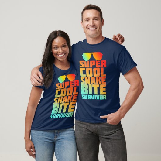 T-shirt Funny Snake Bite Survivor Recovery Get Well Joke (Unisexe)