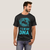 T-shirt Funny Snowmobile It_s dans mon ADN empreintes digi (Devant entier)