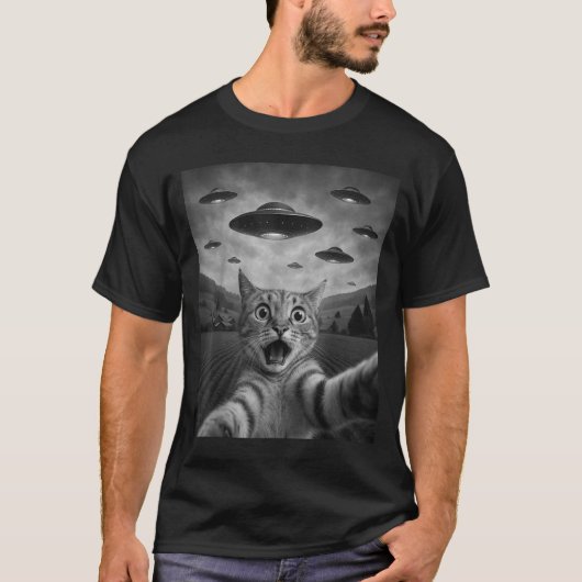 T-shirt Funny Surprised Ed Cat Selfie With Alien Ufo Cat U (Devant)
