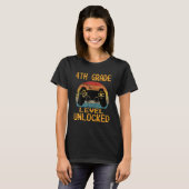 T-shirt Gamme vidéo déverrouillée de 4e année (Devant entier)