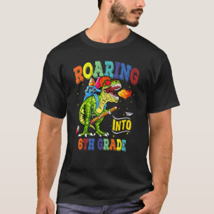 T-shirt Garçons dinosaure rugissant en 6e année de retour