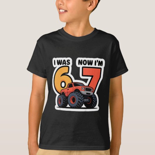 T-shirt Garçons j'avais 6 ans maintenant j'ai 7 ans camion (Devant)