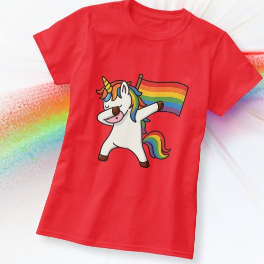 T-shirt Gay pride Dabbing Unicorne Avec Drapeau
