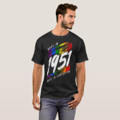 T-shirt gay pride LGBT d'anniversaire 1951 (Devant entier)