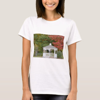 T-shirt Gazebo - Fall View - Nouvelle-Angleterre