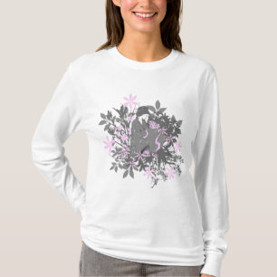 T-shirt Geshia dans un jardin