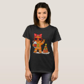 T-shirt Gingerbread Women Drinking Coffee Christmas Tree C (Devant entier)
