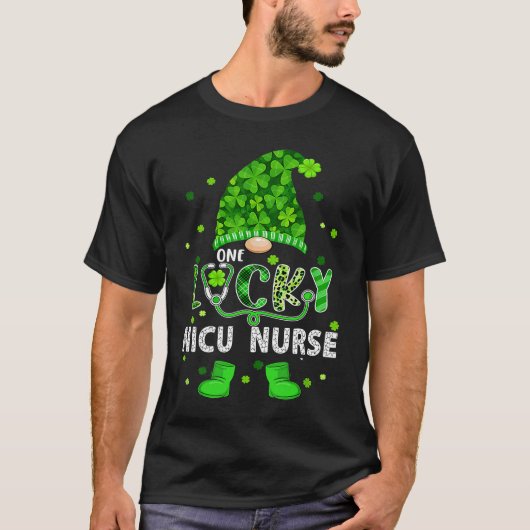 T-shirt Gnome One Lucky NICU Nurse St Patricks Day Shamroc (Devant)
