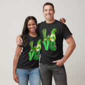 T-shirt Gnomes de la Saint-Patrick tenant un trèfle avec a (Unisexe)