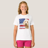 T-shirt Goldendoodle avec drapeau américain (Devant entier)