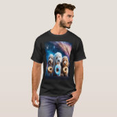 T-shirt Goldendoodle dans l'espace avec des donuts Mignons (Devant entier)