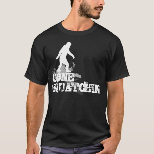 T-shirt Gone Squatchin (Devant)