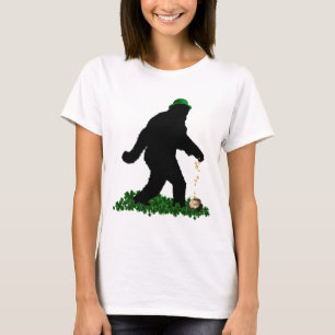 T-shirt Gone Squatchin' le jour de la Saint Patrick