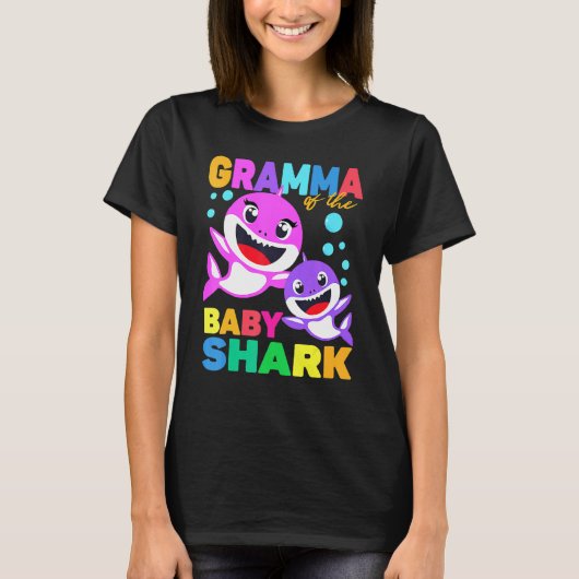 T-shirt Gramme Du Bébé Birthday Shark Gramma Shark Chr (Devant)