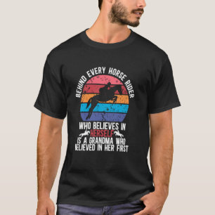T-shirt Grand-mère de show équestre qui a cru grand-mère é
