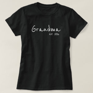 T-shirt Grand-mère établie en écriture blanche