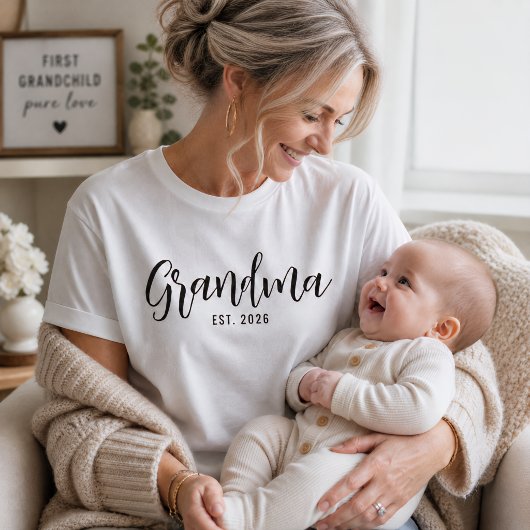 T-Shirt Grand-mère Script Noir Établie