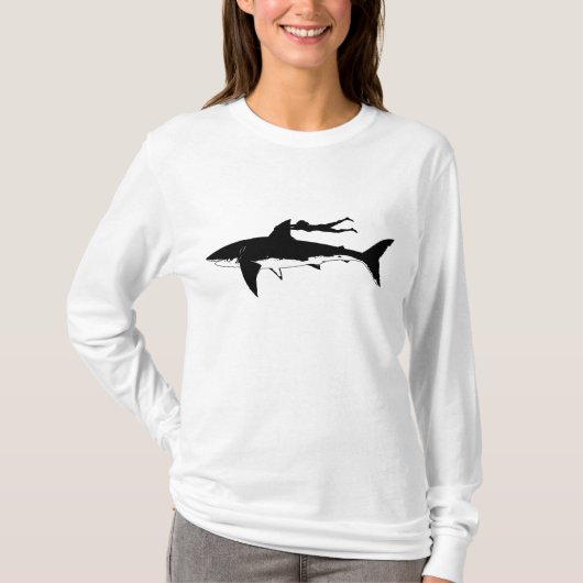T-shirt Grand requin blanc glissant - sur le fond clair (Devant)