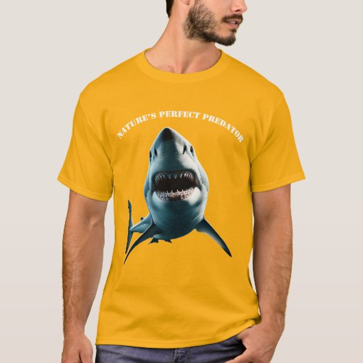 T-shirt Grand requin blanc sous l'eau avec URM à bouche ou (Devant)