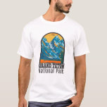 T-shirt Grand Teton National Park Wyoming Vintage<br><div class="desc">Grande Teton artwork vectorielle dans un design de fenêtre. Le parc comprend les principaux sommets de la chaîne de Teton ainsi que la plupart des sections nord de la vallée connue sous le nom de Jackson Hole.</div>