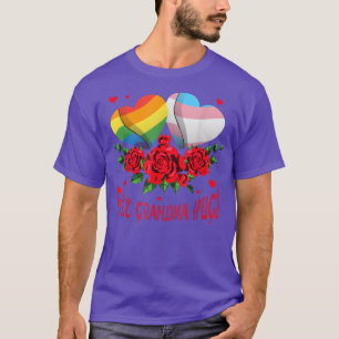 T-shirt Grandma Grandma Hugs Fier LGBT Drapeau Coeurs Fleu