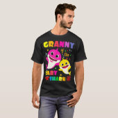 T-shirt Granny Of The Baby Shark Birthday Granny Shark (Devant entier)