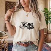 T-shirt graphique Bee Kind Garden