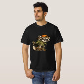 T-Shirt Graphique Cool Raccoon Skateboard (Devant entier)