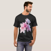T-Shirt Graphique Fleur de Lys Rose Esthétique. (Devant entier)