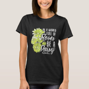 T-shirt Graphisme Marguerite Dans Un Monde Plein De Roses