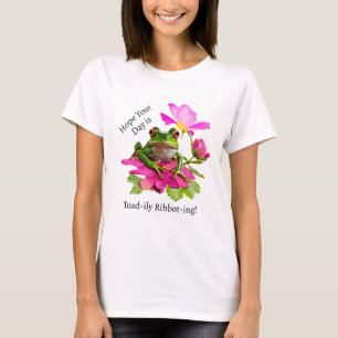 T-shirt  Grenouille ou crapaud mignon sur des fleurs roses