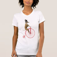 Greyhound sur Red Penny Farthing
