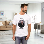 T-shirt Groomsman photo bachelor party<br><div class="desc">Personnalisez et ajoutez une photo dans le cadre circulaire. Ajouter un nom</div>