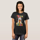 T-shirt Groovy Halloween Trick or Teach Retro Floral Ghost (Devant entier)