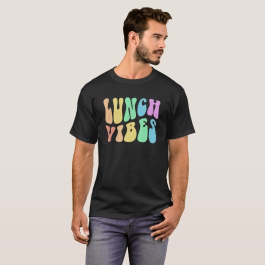 T-shirt Groovy LUNCH VIBES Cafeteria Cooking Lady School F (Devant entier)