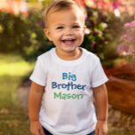 T-shirt Gros Frères Monogrammes colorés Garçons<br><div class="desc">Customisez ce t-shirt grand frère avec le nom de l'enfant. Couleurs turquoise,  bleu foncé et vert - nombreuses options de style chemise,  taille et couleur disponibles.</div>