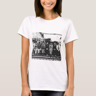 T-shirt Groupe de soudeuses de femmes pendant la deuxième