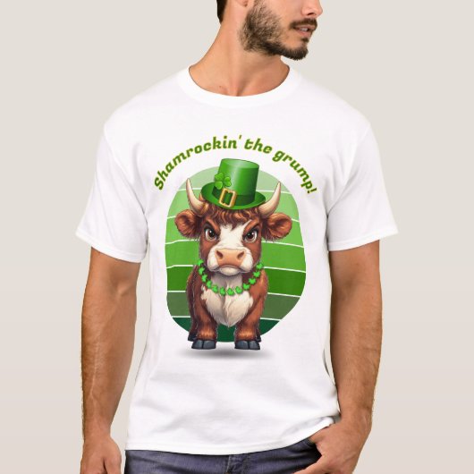 T-shirt Grumpy Highland Cow St. Patrick's Day (Devant)