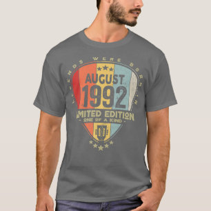 T-shirt Guitare PickLegends Est Né En Août 1992 Guitare