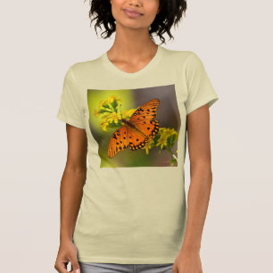 T-shirt Gulf Fritillary ou papillon de la passion sur verg