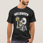 T-shirt Halloween Beer Drinking Skeleton (Devant)