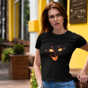 T-shirt Halloween en face de chat noir