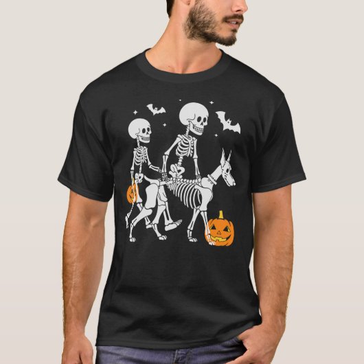 T-shirt Halloween Skeleton Walking Doberman Dog (Devant)