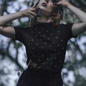 T-shirt Halloween typographie boite or noir