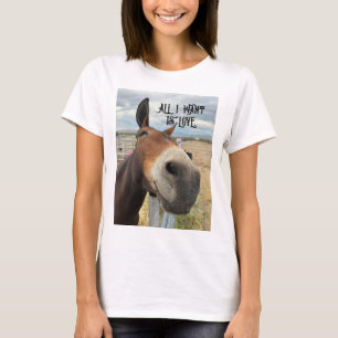 T-shirt Happy mule a un grand sourire I WANT LOVE