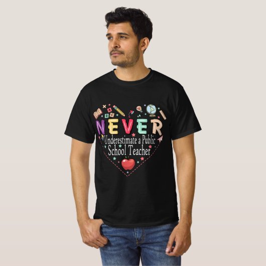 T-shirt Harris Walz 2024 Never Underestimate a Public Scho (Devant entier)