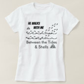 T-shirt He Walks with Me Between the Tides and Shells Tee (Design devant)