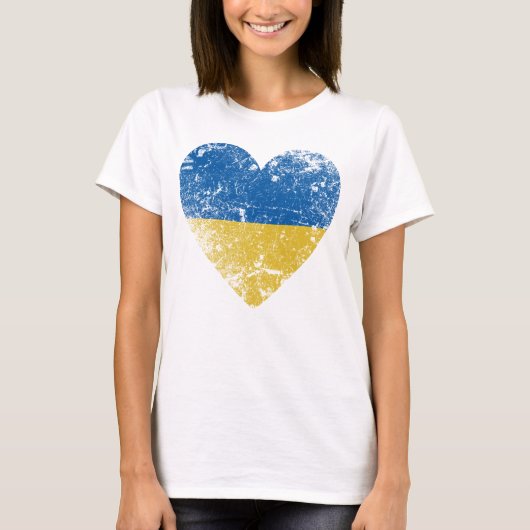 T-shirt Heart Distressed Ukraine Flag, Country Pride (Devant)